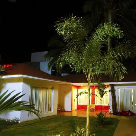 Paparazzi Resort Baga Esterno foto